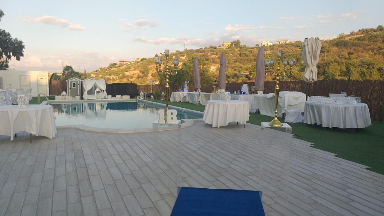 Hotel Imperial Park à Raffadali Extérieur photo